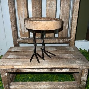 NWT Chicken Feet Riser